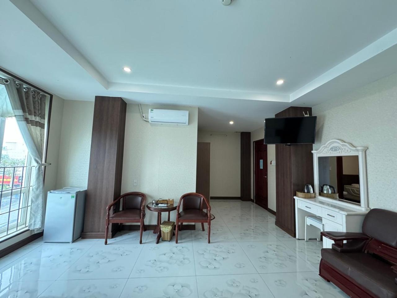 Thanh Dat Hotel Bac Lieu エクステリア 写真